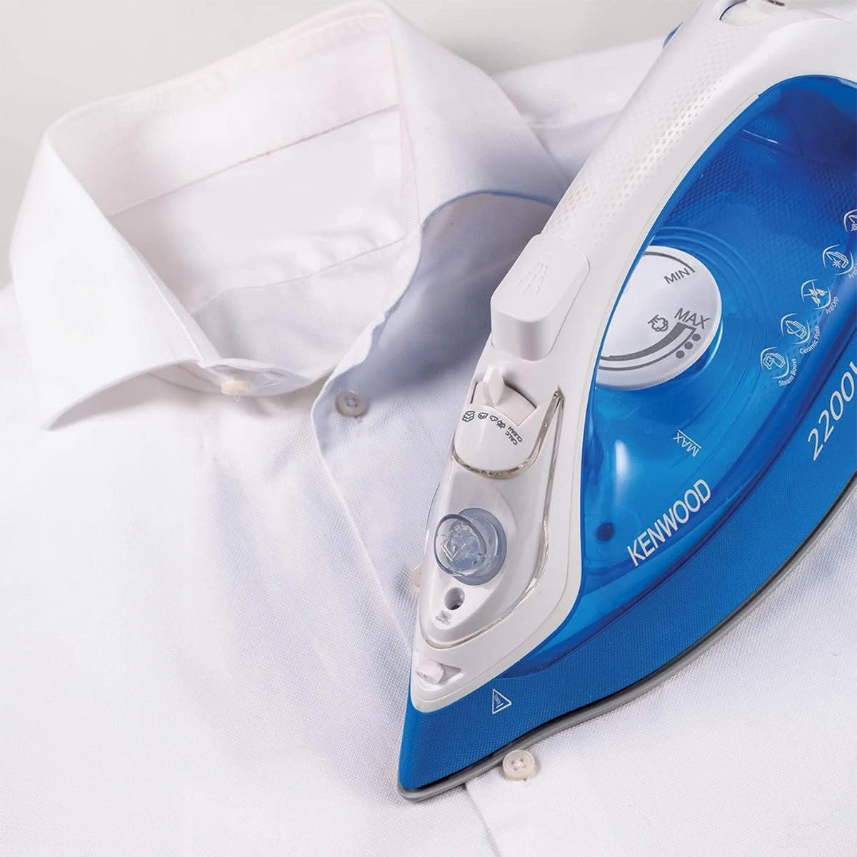 Fer à vapeur céramique 2200 W anti-goutte bleu – Kenwood