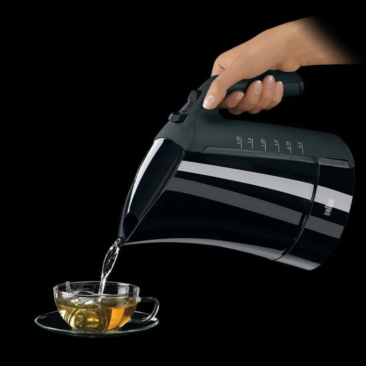Bouilloire MultiQuick 3 1,7 L 2200 W noire – Braun
